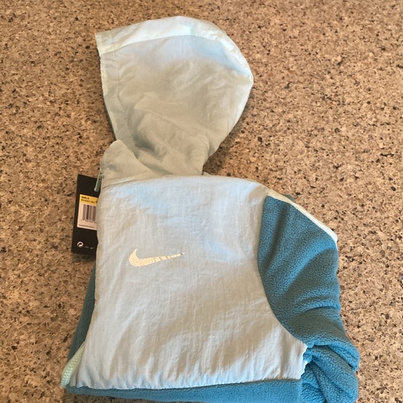 Girls Small Nike Therma Hooded Jacket / Fleece - Picture 10 of 10